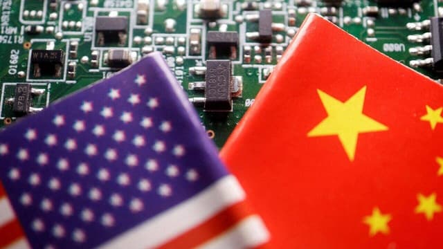 China contraataca: Fondo de 47.000 millones para IA y semiconductores
