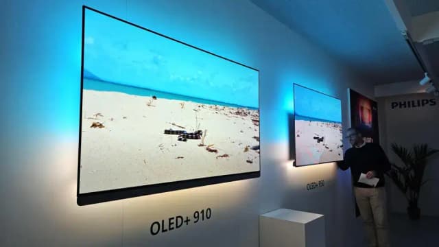Philips lanza OLED+ con IA: Experiencia Visual Inmersiva Revolucionaria